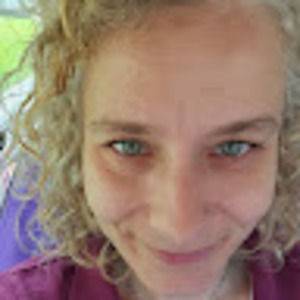 Meet your Posher, Bobbi